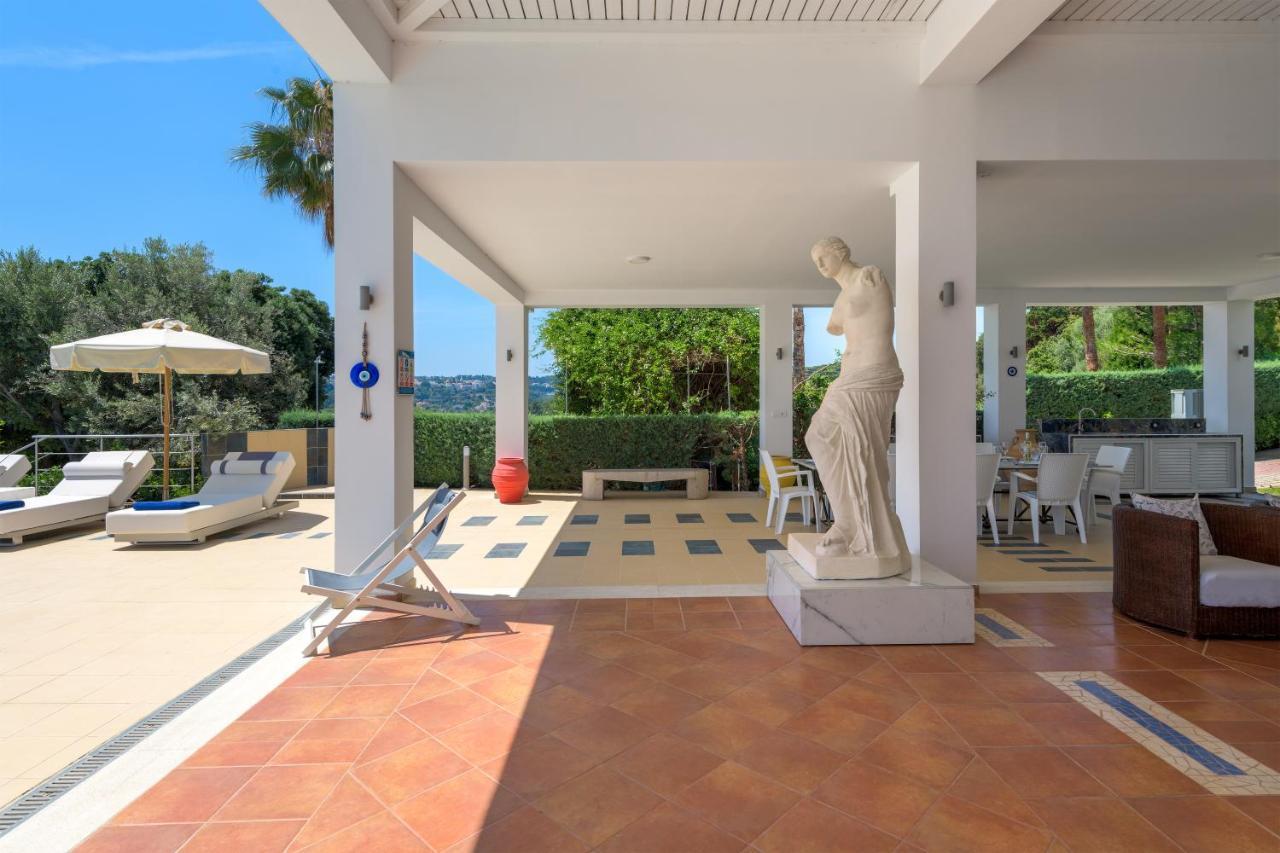 Grande Dame Villa Asgourou Exterior foto
