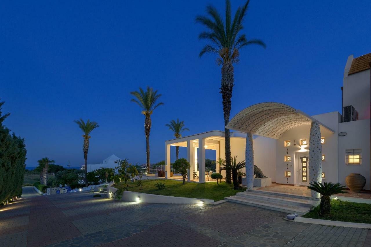 Grande Dame Villa Asgourou Exterior foto